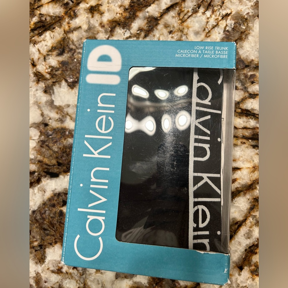 Calvin Klein ID Microfiber Low Rise Trunks| Comfort size L ( black )